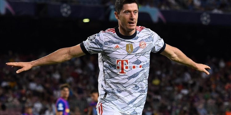 Robert Lewandowski dobitnik FIFA-ine nagrade za najboljeg fudbalera svijeta za prošlu sezonu