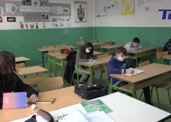 (VIDEO) Tutin: Počelo drugo polugodište