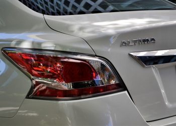 Majka zaključala dijete u gepek da je ne zarazi koronom