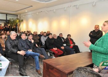 (FOTO) Kandidati SDA za narodne poslanike predstavljaju izborni program mještanima Tutina