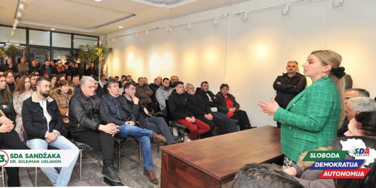 (FOTO) Kandidati SDA za narodne poslanike predstavljaju izborni program mještanima Tutina