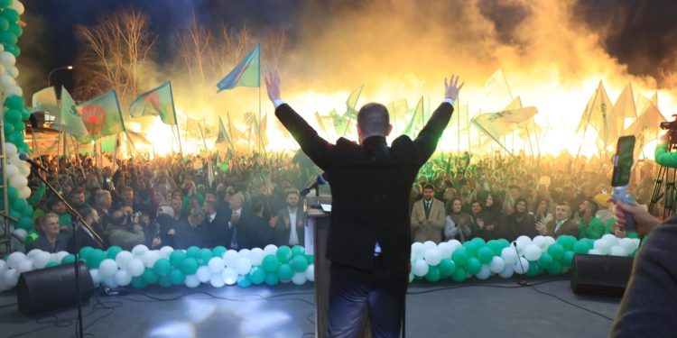 Usame Zukorlić: Mi donosimo projekte, oni samo prazna obećanja