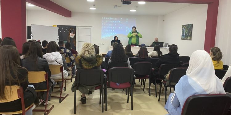 Tutinskim medicinarima predstavljene mogućnosti zapošljavanja u njemačkom zdravstvu