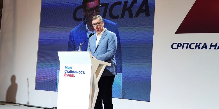 Vučić: Ne sudite po onom što sam rekao prije 30 godina već po djelima; Ljajić: Auto-put je naša autonomija