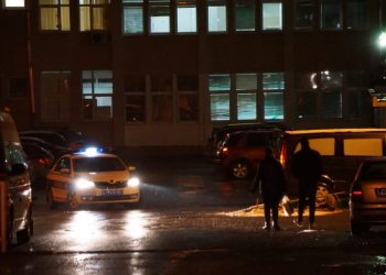 Novopazarka D.T. (20) poginula ispred kuće pokušavajući da zaustavi auto