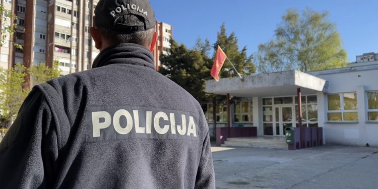Dojave o bombama u školama Crne Gore, evakuisani i Opština i sud u Baru