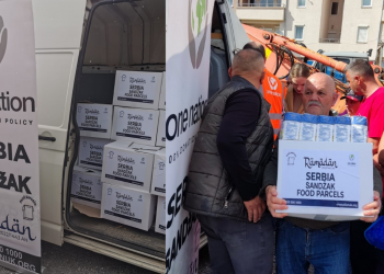 MHD Merhamet Sandžak podijelilo 50 paketa i Kurana u Tutinu, donaciju organizacije One nation