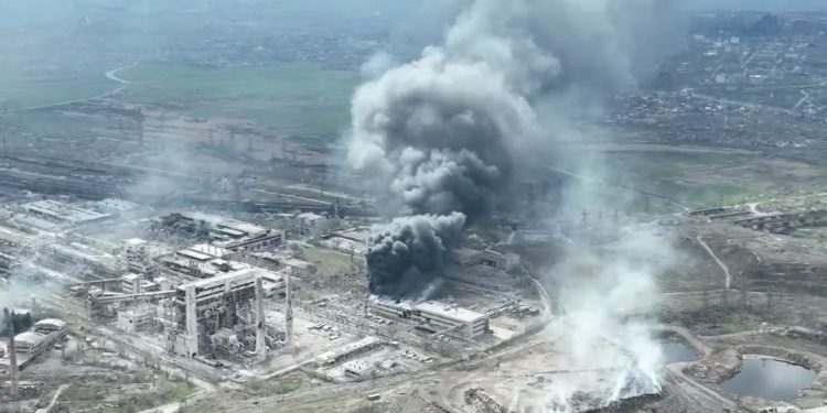 U podzemlju Mariupolja opkoljena i 4 hrvatska dobrovoljca, strahuju od scenarija “Ovčare”