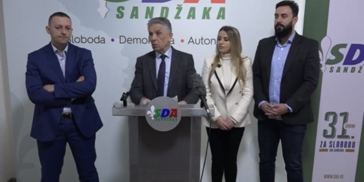 (VIDEO) Ugljanin: MUP da  Bošnjacima izdaje lična dokumenta na bosanskom jeziku