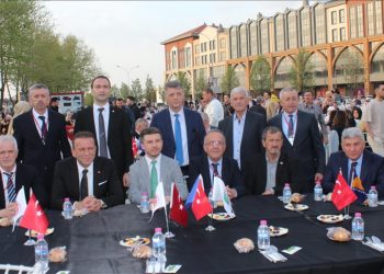 U turskom gradu Sakarya održan zajednički iftar bošnjačkih porodica