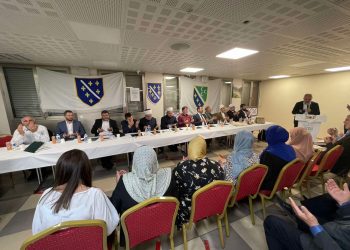 Na donatorskoj večeri prikupljeno više od 260 000 eura za džamiju u Parizu