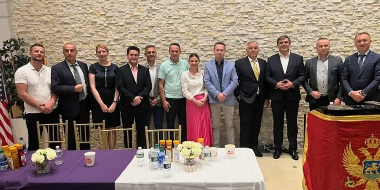 (FOTO) Delegacija Bošnjačke stranke na obilježavanju Dana nezavisnosti Crne Gore u Njujorku