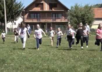 (VIDEO) U tutinskim vrtićima održan tradicionalni Proljetni kros