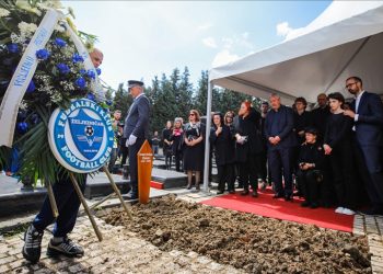 Hiljade ljudi ispratilo nezaboravnog fudbalera