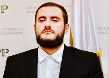Usame Zukorlić: Upravo je pala višedecenijska vlast u Tutinu