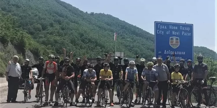 Biciklistički karavan “Pogled sa bedema” iz Beča stigao u Novi Pazar
