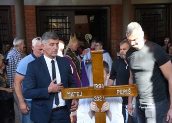 Nenad Periš napustio Beograd, sahrana sina Mateja u Splitu