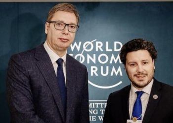 Vučić sa Abazovićem u Davosu: Pozivam ga na sastanak inicijative Otvoreni Balkan
