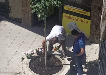 Vlasnici Sahat kule, porodica Mecinović, dali dobar primjer kako se treba odnositi prema zajedničkim dobrima