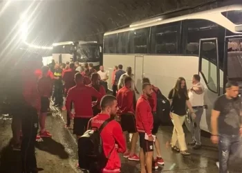 (VIDEO) Reprezentativci Bugarske doživjeli saobraćajnu nesreću, jedan fudbaler teže povrijeđen