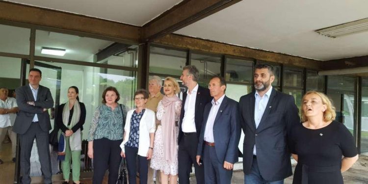 Otvorena obnovljena Upravna zgrada Memorijalnog centra Potočari