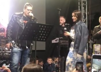 Nakon koncerta u Tutinu, Aleksandra Mladenović kod momka Isaka Šabanovića u Bijelom Polju