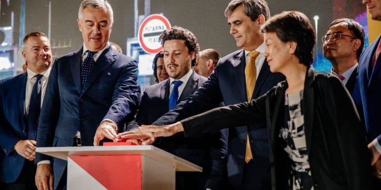 Otvoren crnogorski auto-put, Abazović predložio da se zove po princezi Kseniji