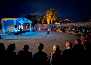 Otvorena Ljetna pozornica na novopazarskoj tvrđavi