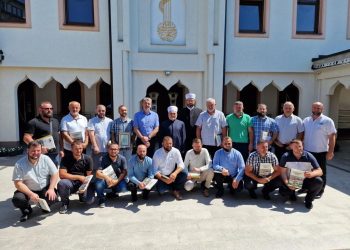 Muftija Dudić dodijelio nagrade najuspješnijim imamima Medžlisa IZ-e Tutin