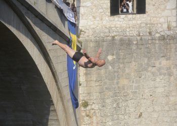 Završeni 456. tradicionalni skokovi sa Starog mosta u Mostaru