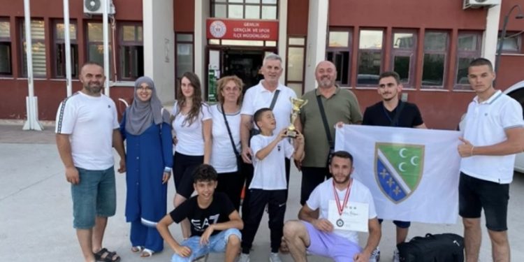 Karate klub Tutin učestvovao na stručno-takmičarskom događaju u turskom gradu Gemlik