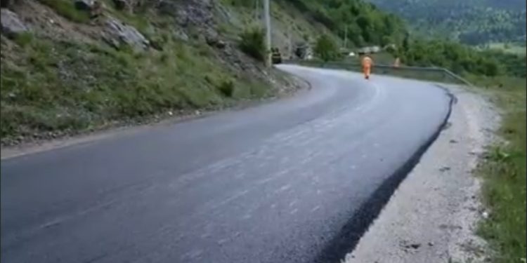 Teška saobraćajna nesreća na putu Tutin-Mehov Krš