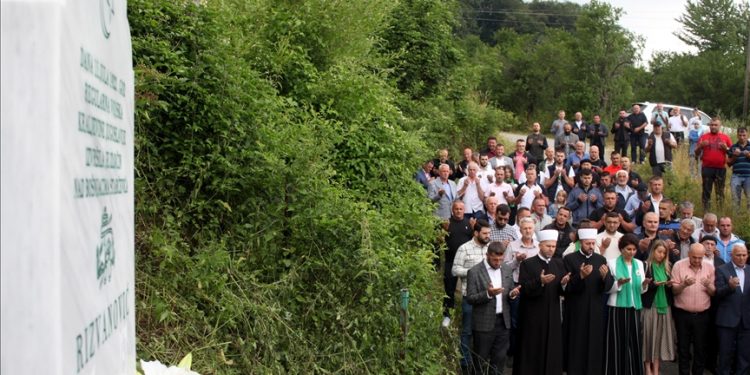 Obilježeno 100 godina od zločina nad Bošnjacima tutinskog sela Starčeviće
