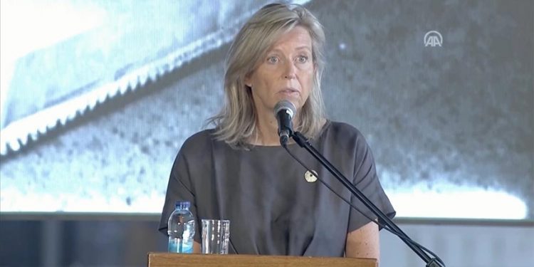 Ministrica odbrane Holandije se izvinila u Srebrenici