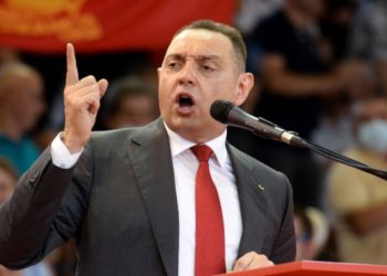 Vulin izvrijeđao Hrvate: “Ne vjeruju u Boga, kakav narod takva mu i crkva!”