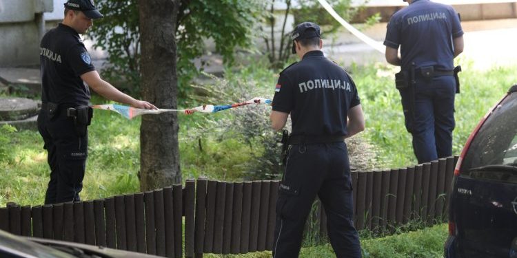 Jezivo ubistvo u Kraljevu: Posvađali se na igralištu, ubo mladića (23) u grudi