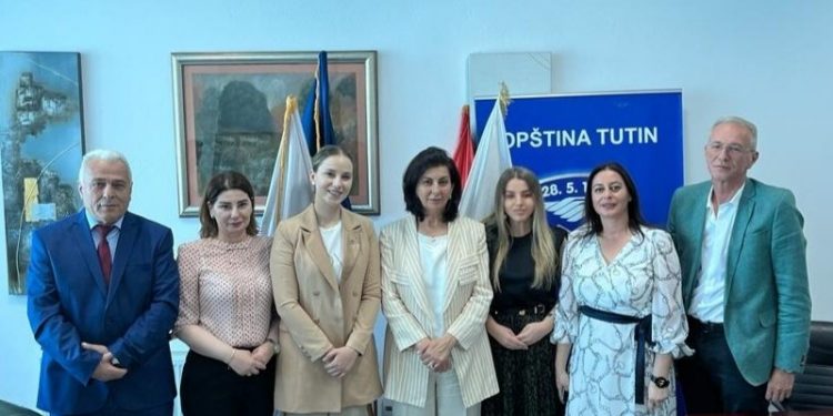 (VIDEO) Predsjednica BNV sa rukovodstvom Tutina o predstojećem popisu stanovništva