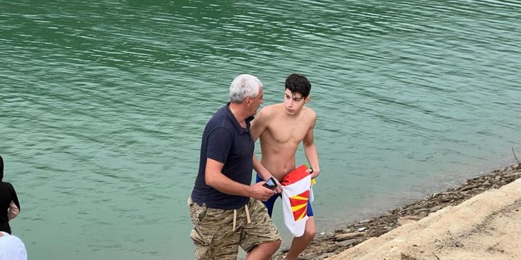 U plivačkom takmičenju na 5000 metara najbolji Kristijan Stojanovski iz Skoplja