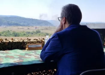 Vučič odbio zahtjev zapadnih vojnih atašea: Htjeli u inspekciju kasarni u Novom Pazaru i Raški