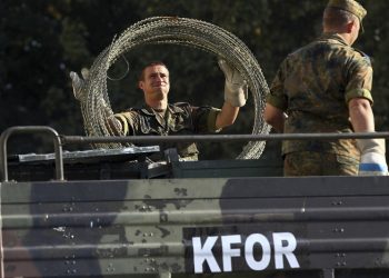 Komandant KFOR-a: Nećemo dozvoliti barikade na putevima