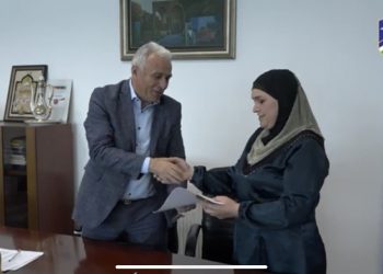 Još 9 povratnika iz inostranstva iz Tutina dobija montažne kuće