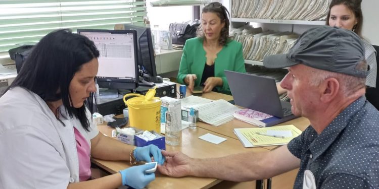 Udruženje Sahar sprovelo akciju pružanja besplatne zdravstvene pomoći tutinskim dijabetičarima