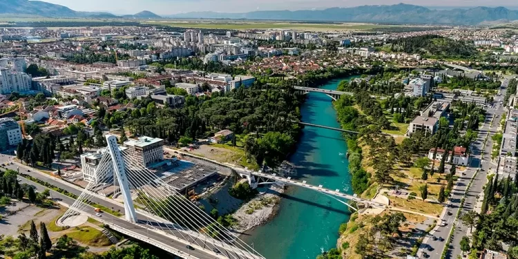 Uhapšeno više osoba zbog sumnje da su radili za rusku tajnu službu, među njima i portparol Ministarstva spoljnih  poslova