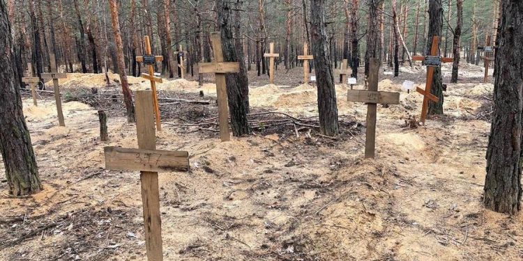 Ukrajina: Rusija mora odgovarati za masovna ubistva u Izjumu