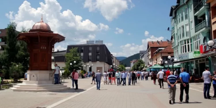 Alen Kalač, šef odbornika SD: Načelnik i inspektori rožajske policije tukli se na ulici