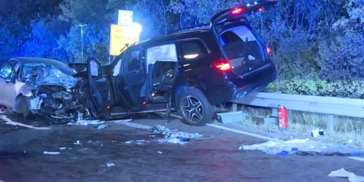 U teškoj saobraćajnoj nesreći u Njemačkoj poginula dva mladića iz Novog Pazara i Sjenice