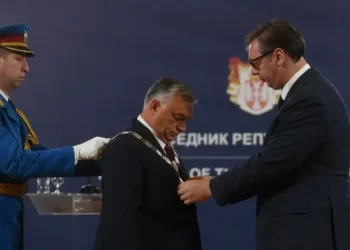 Vučić uručio orden za izuzetne zasluge mađarskom premijeru Viktoru Orbanu