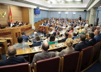 Crnogorski parlament u petak o prijedlogu Đukanovića za skraćenje mandata Skupštini