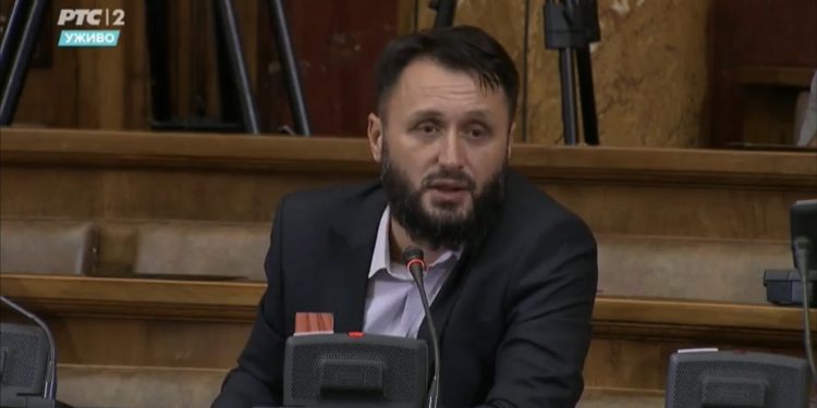 (VIDEO) Obraćanje narodnog poslanika iz Tutina Zaima Redžepovića (SPP) u Skupštini Srbije i vučićeva replika