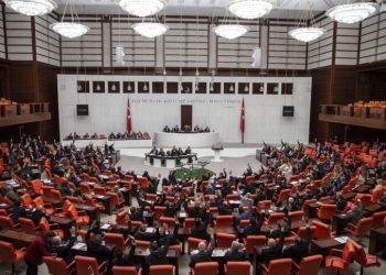 U Turskoj usvojen zakon po kome se ide u zatvor za širenje dezinformacija